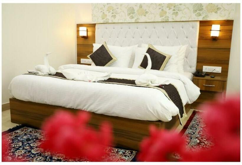 اتاق لوکس, Signature Prime Vaishali Nagar Jaipur