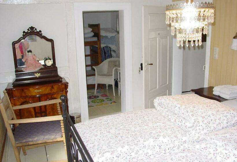 Семейный Номер Совместный Санузел, Robert S Bed & Breakfast