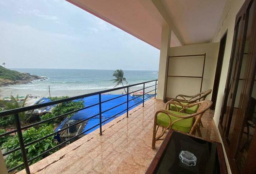 豪华海景房, Karma Beach Resort