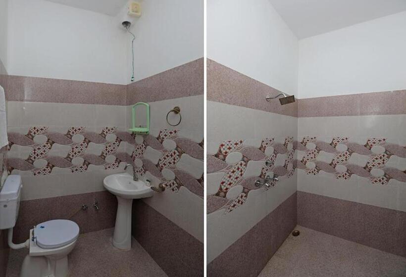 Üç Kişilik Klasik oda, Oyo 40061 King Palace