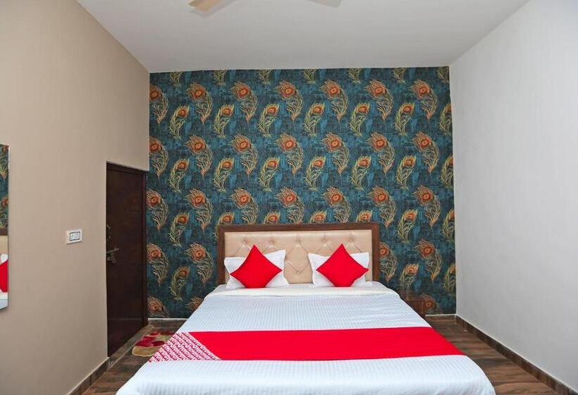 Üç Kişilik Klasik oda, Oyo 40061 King Palace