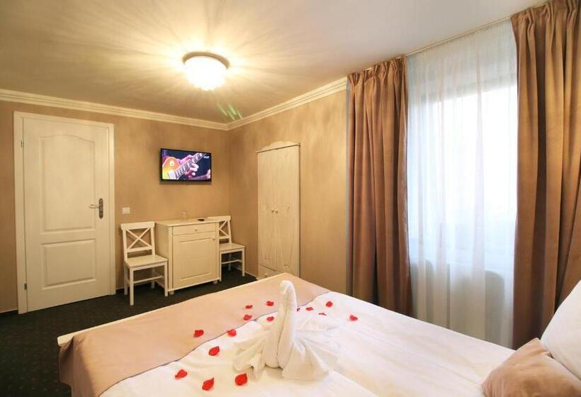اتاق استاندارد, Select House