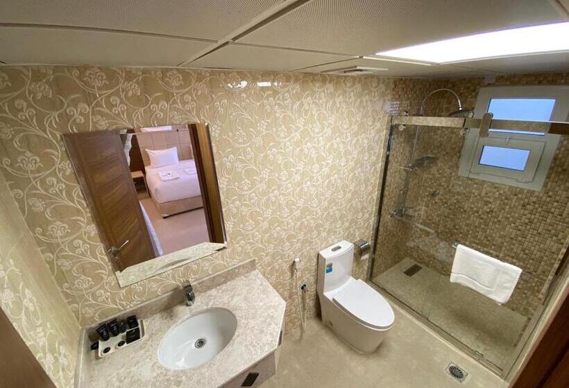 سوییت جونیور لوکس, Diamond Star Hotel فندق النجمة الماسية