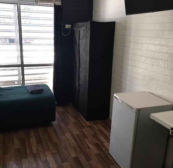 스탠다드 룸, Youth Shack Backpackers Darwin
