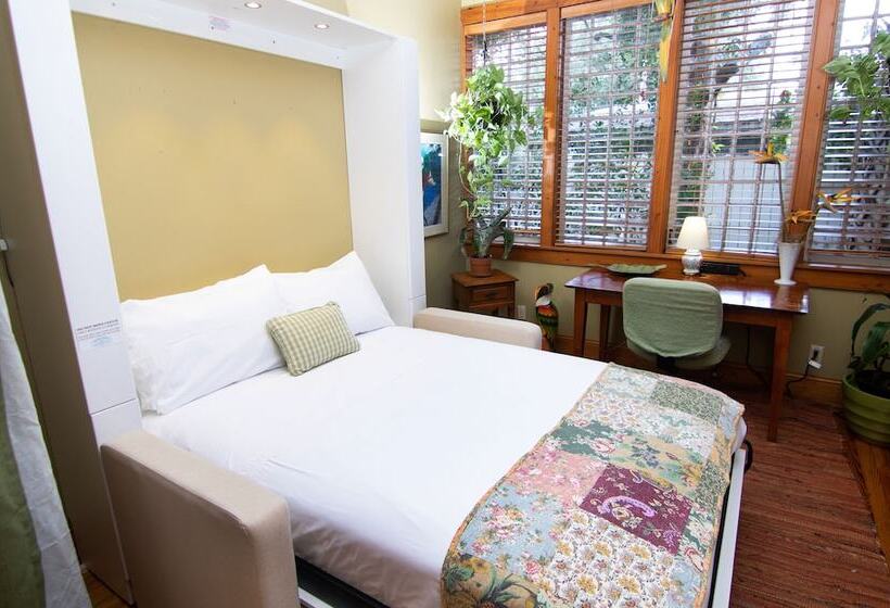 Номер Стандарт, Sweetwater Branch Inn