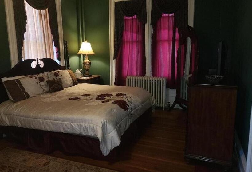 Люкс Deluxe Кровать Кинг, Greystone Manor Bed & Breakfast