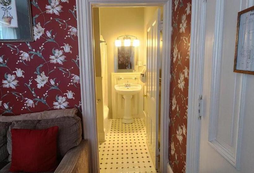 Номер Superior, Greystone Manor Bed & Breakfast