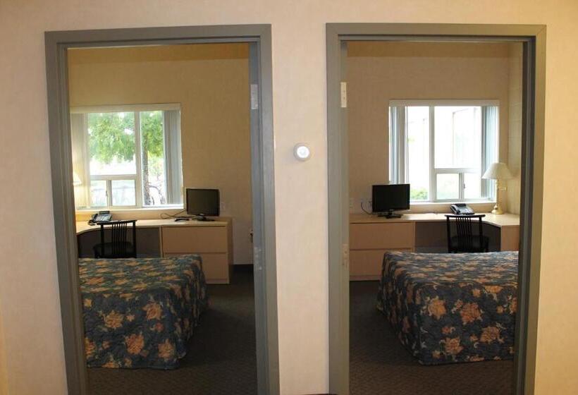 Люкс 2 Спальни, Residence & Conference Centre   Windsor
