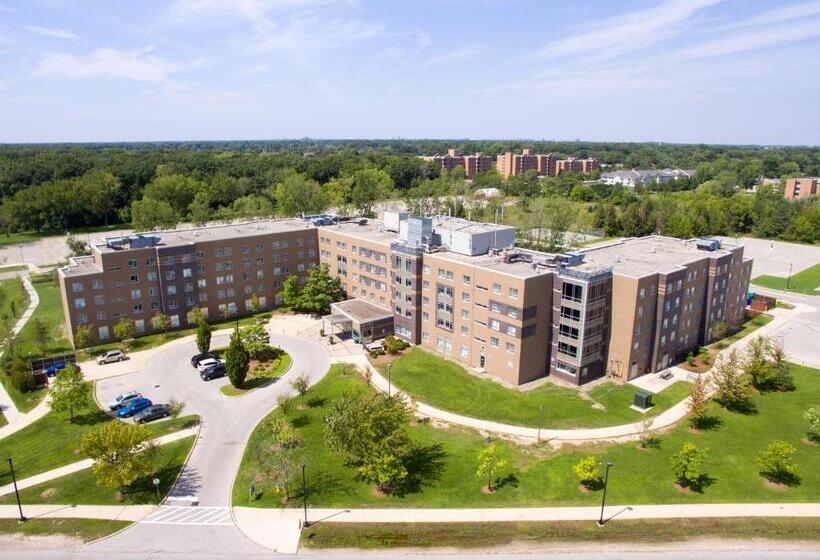Люкс 2 Спальни, Residence & Conference Centre   Windsor