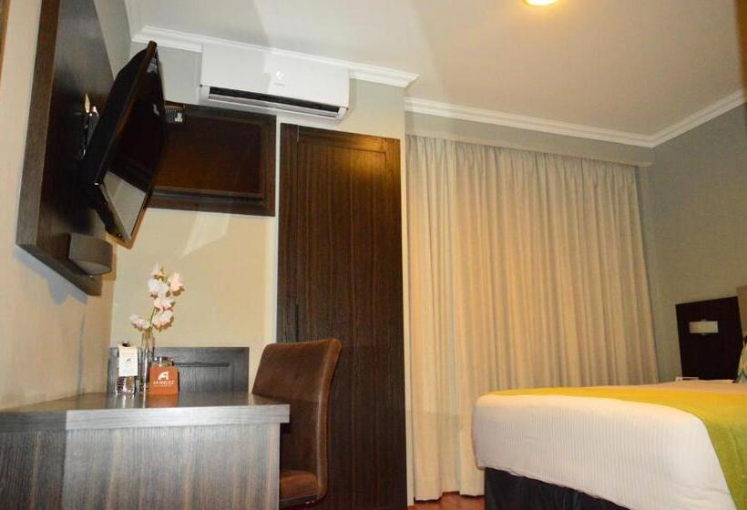 Номер Deluxe, Aranjuez Hotel & Suites