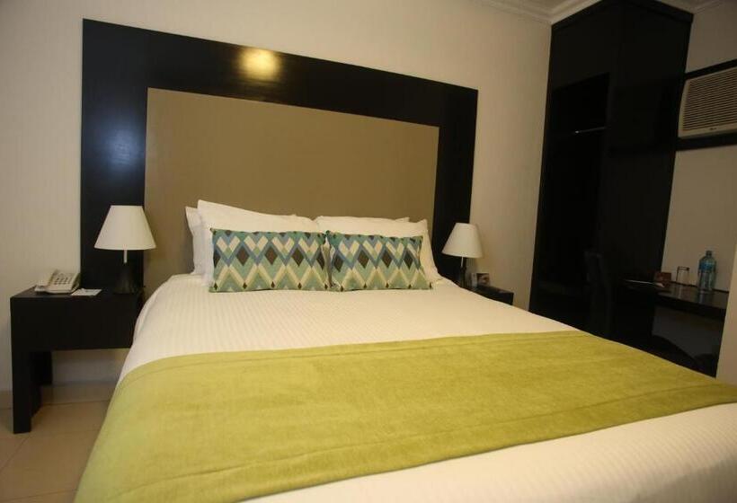 Номер Стандарт, Aranjuez Hotel & Suites