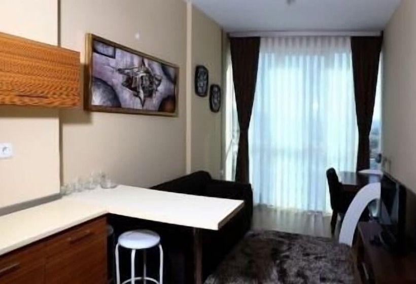 سوییت لوکس, Ekinci Residence