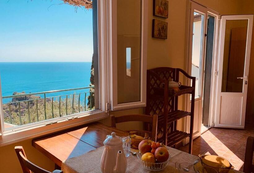 Апартаменты 2 Спальни Вид на Море, Residence Terra Rossa Taormina