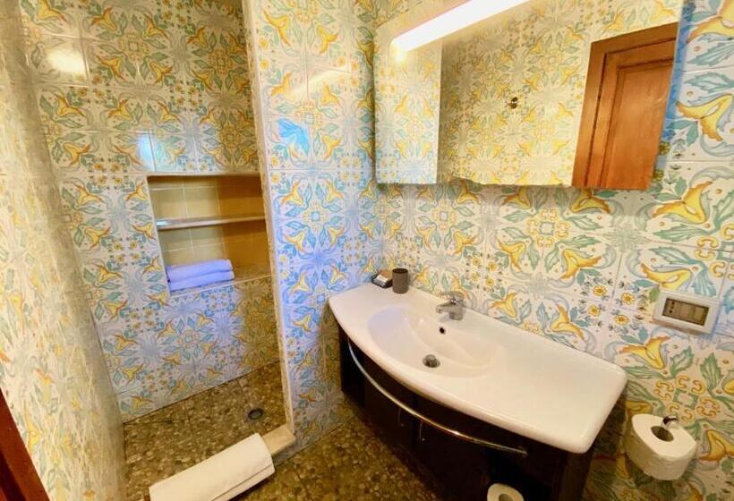 Люкс с Террасой, Residence Terra Rossa Taormina