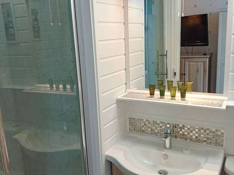 חדר קלאסי, Home And Away Guesthouse