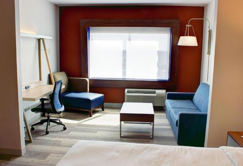 סוויטה אקזקיוטיב, Holiday Inn Express Spencer, An Ihg