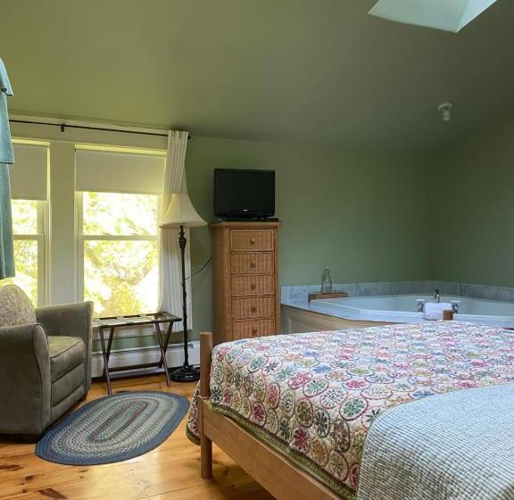 디럭스 룸, James Place Inn Bed And Breakfast