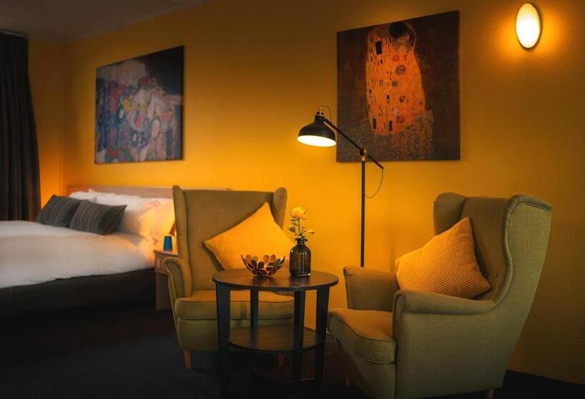 اتاق استاندارد, The Oriana Orange   Retro Hotel & Resort
