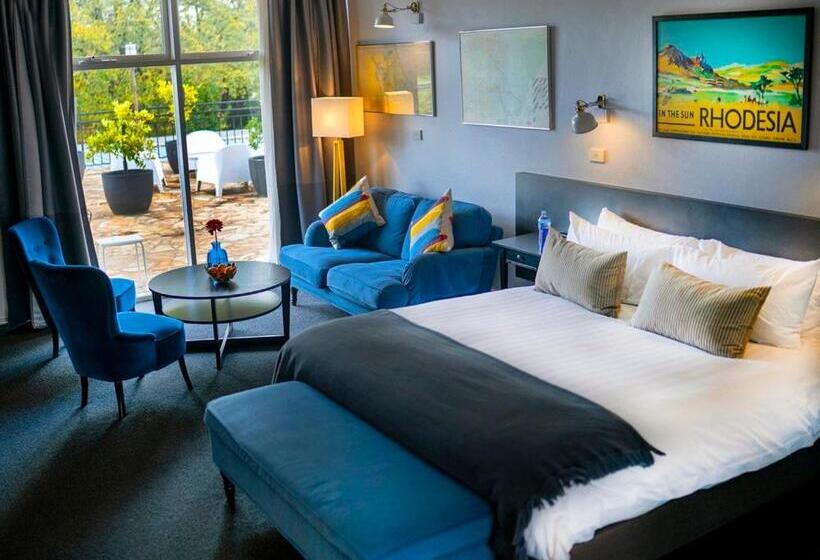سوئیت با تخت بزرگ, The Oriana Orange   Retro Hotel & Resort