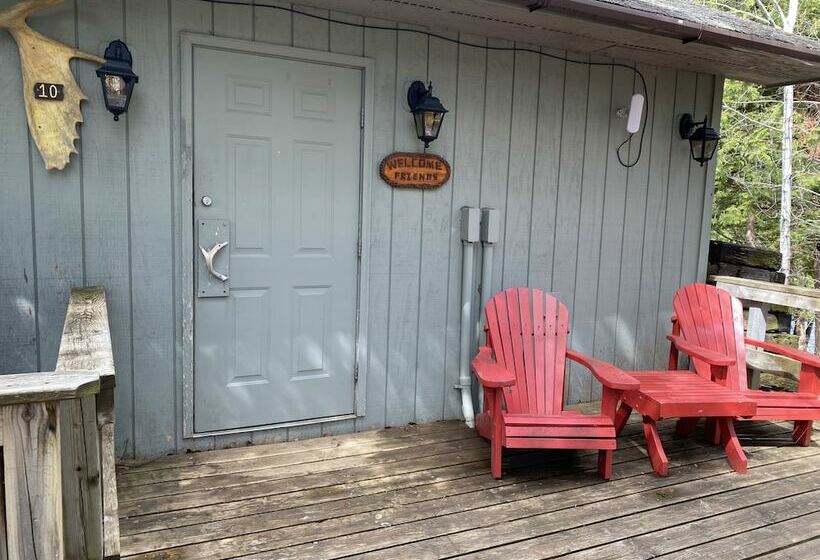 Хижина, Gunflint Lodge