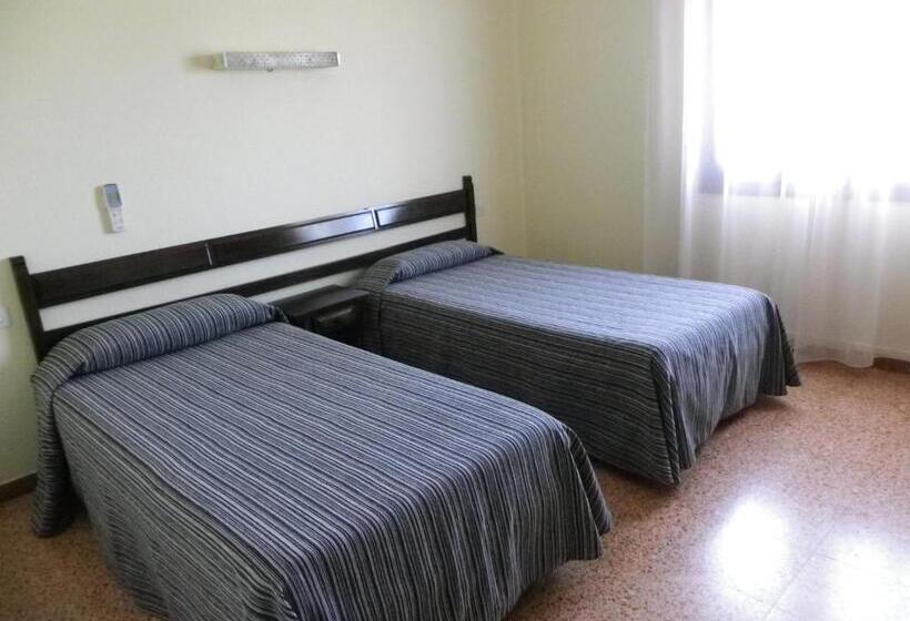 Номер Стандарт, Hostal L´esplai