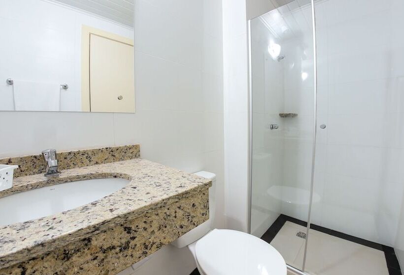 Номер Стандарт Трехместный, Express Terminal Tur  Rodoviaria Porto Alegre