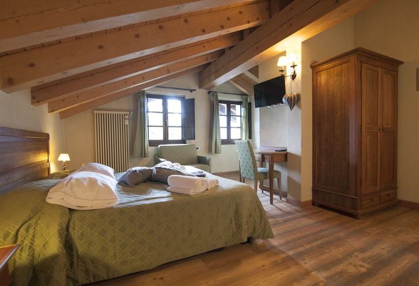 Трехместный Номер Комфорт, Maison Cly Hotel & Restaurant