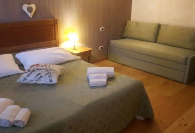 舒适三人间, Maison Cly Hotel & Restaurant