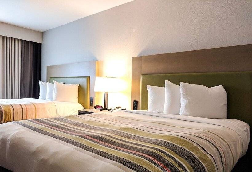 Люкс, Comfort Inn & Suites