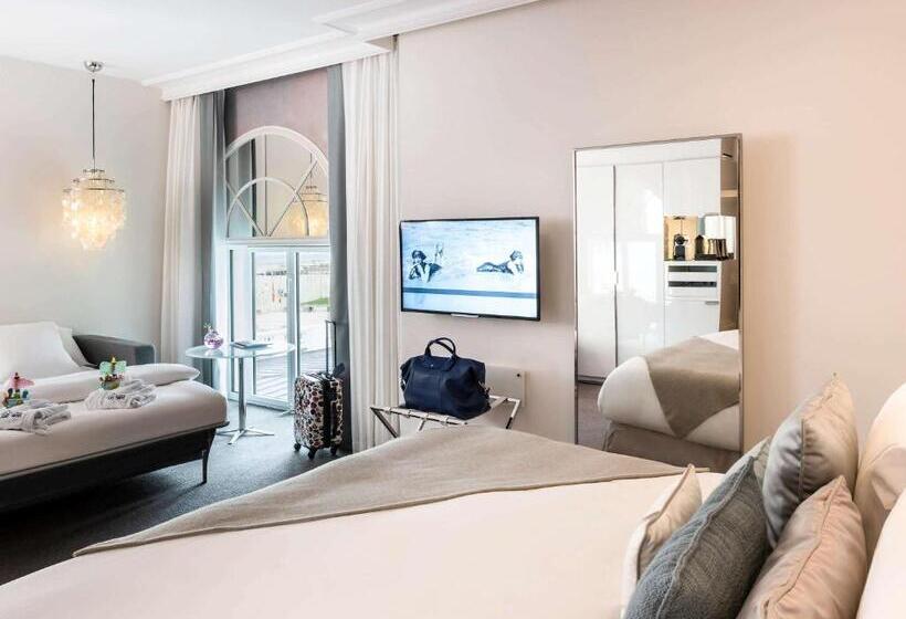 Номер Deluxe Кровать Куин, Cures Marines Hotel & Spa Trouville   Mgallery Collection