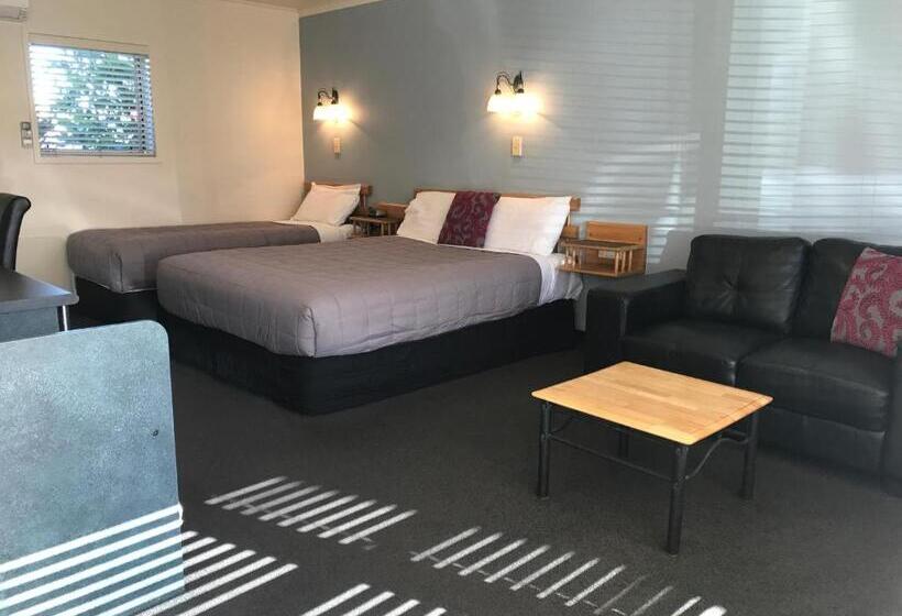 Номер Стандарт, Pacific Harbour Motor Inn