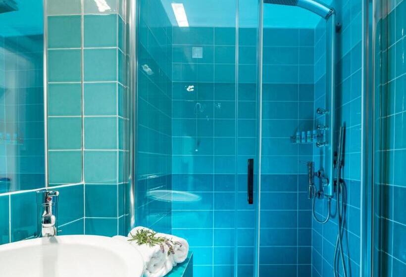 デラックスルーム, Paradise Design Apartments