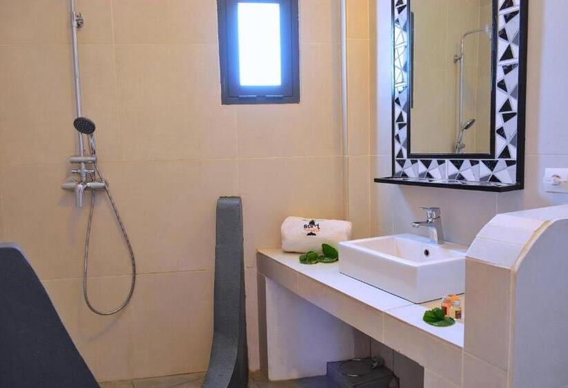 Standard Studio Kingsize Bett, Hôtel Résidence Sarimanok