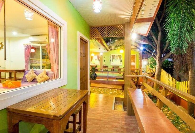 Номер Стандарт с Балконом, Naengnoi Resort Kohlarn