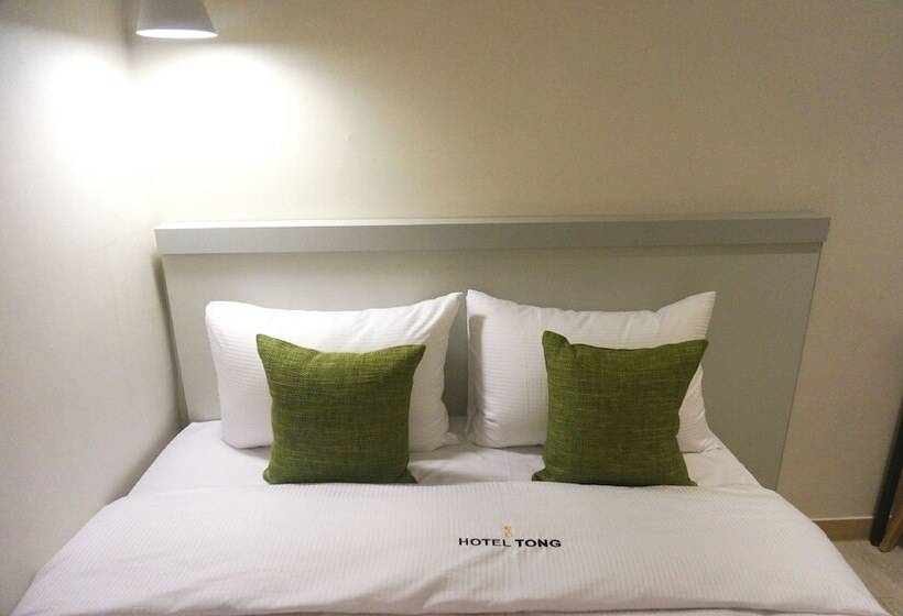 Quarto Estandar, First Stay Myeongdong