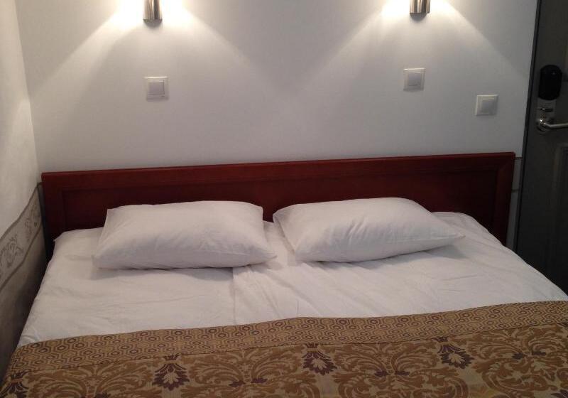 Номер Стандарт Адаптированный для Инвалидов, Holiday Inn Express Salem, An Ihg