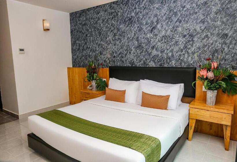キングサイズベッドのデラックスルーム, Langkapuri Resort Langkawi