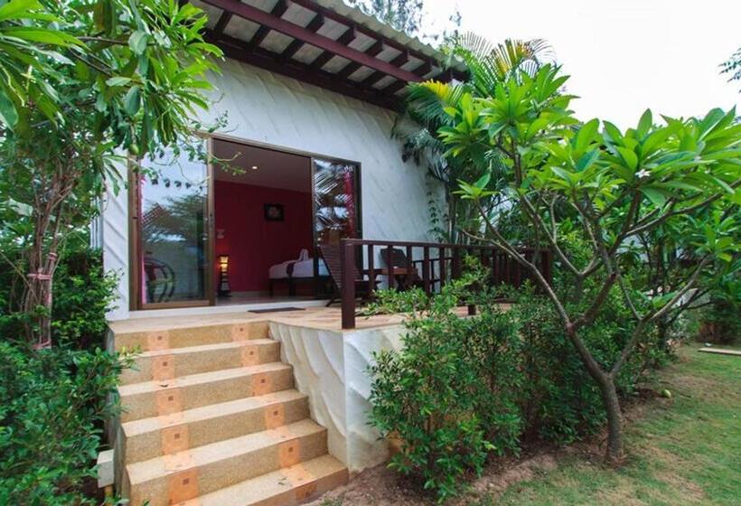 Семейный Номер, Pranburi Cabana Resort