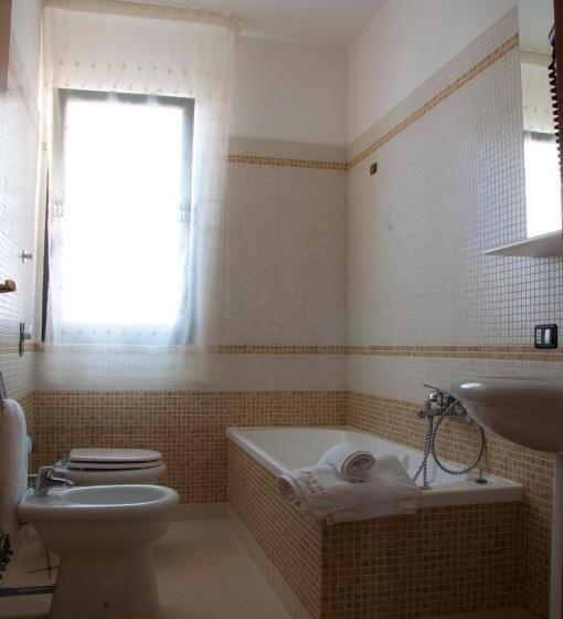 Апартаменты 3 Спальни, Residence Le Saline