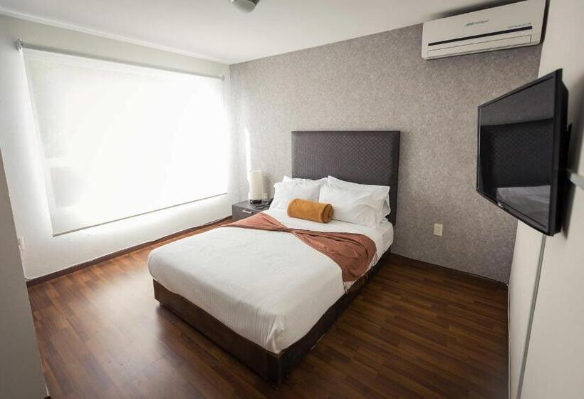 ویلای 3 خوابه, Redwood Villas Zona Industrial San Luis Potosi