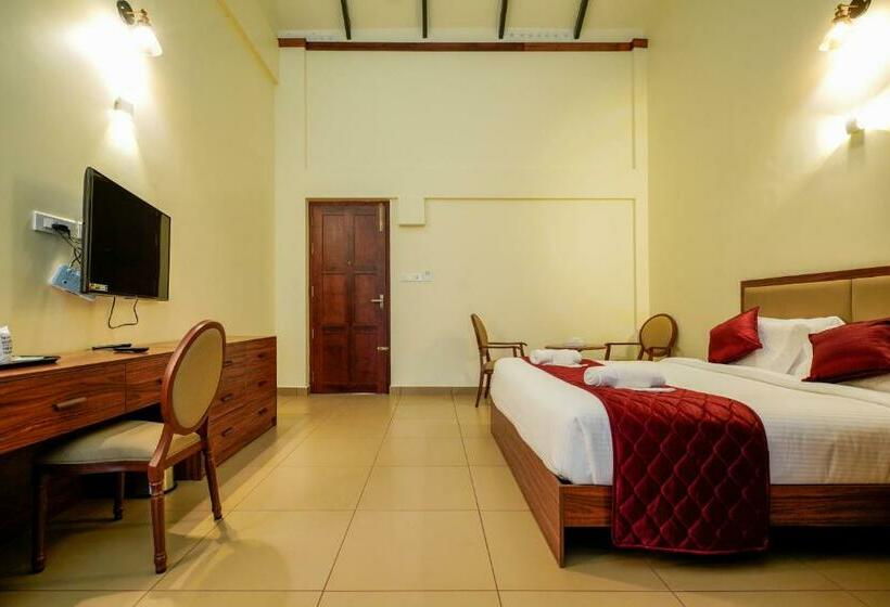 디럭스 룸 킹사이즈 침대, Fern Tree Resort