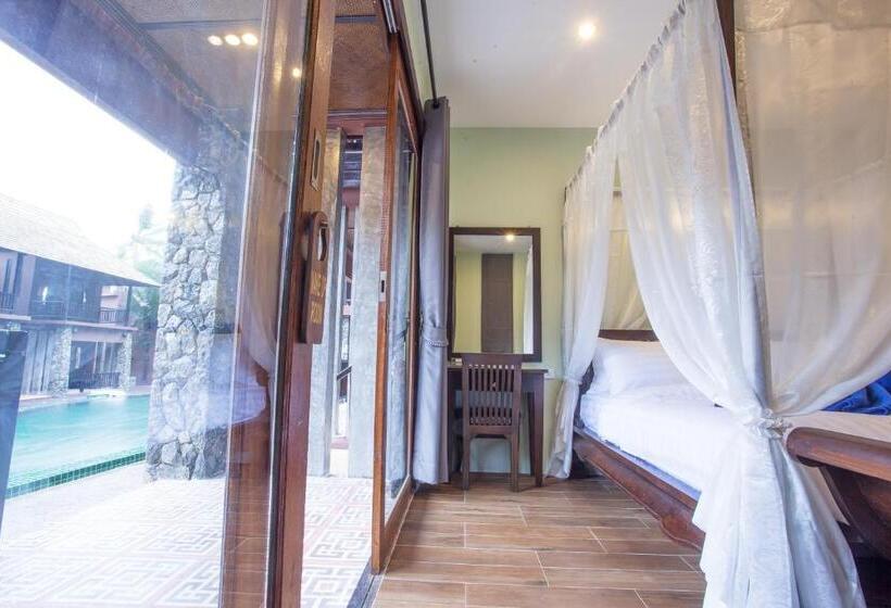 Номер Superior, Koh Tao Beach Club