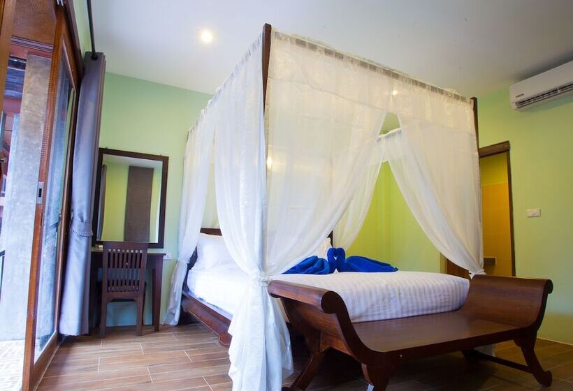 Номер Superior, Koh Tao Beach Club