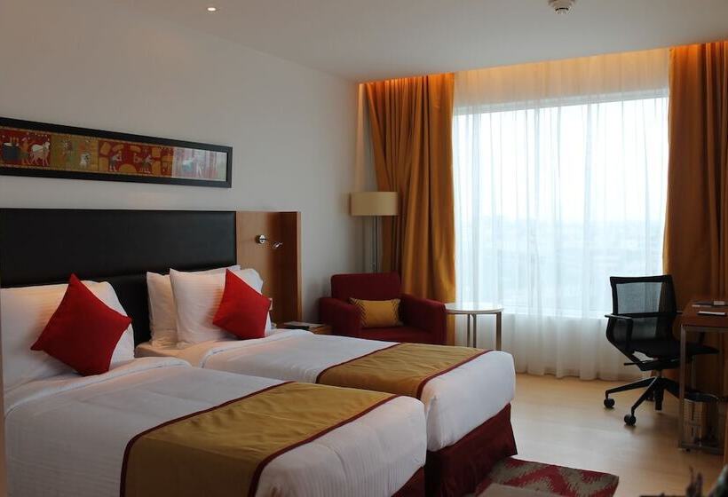 Номер Superior Вид на Город, Mercure Hyderabad Kcp Banjara Hills, An Accor