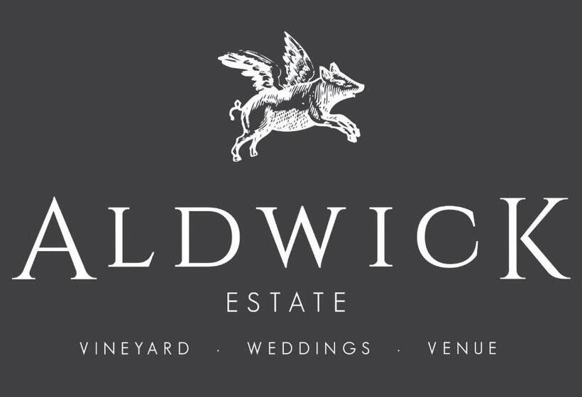 침실 1개 디럭스 아파트, Aldwick Estate