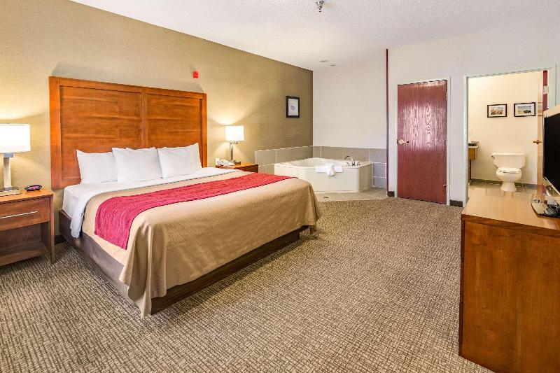 Номер Стандарт Адаптированный для Инвалидов, Holiday Inn Express & Suites Toledo South   Perrysburg, An Ihg