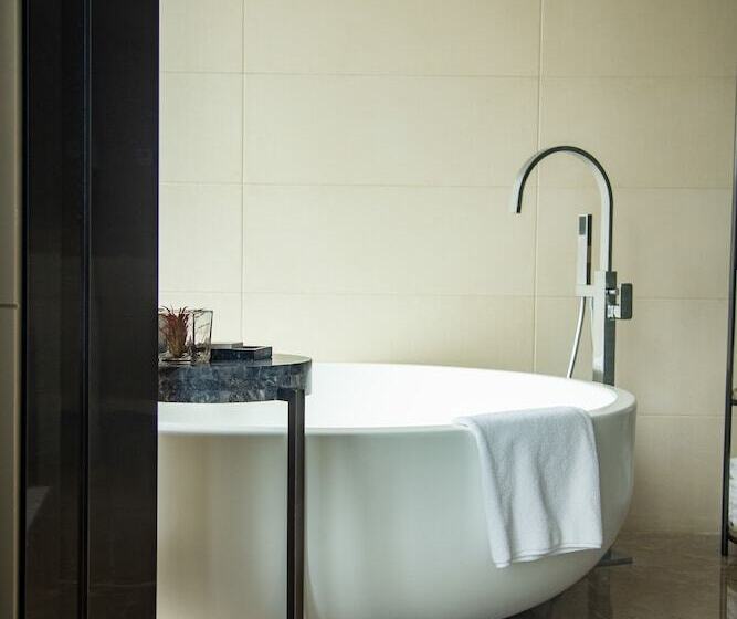 Полулюкс, Intercontinental Beijing Sanlitun, An Ihg