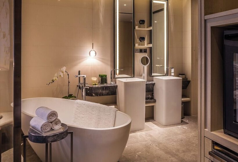 Номер Классический Вид на Город, Intercontinental Beijing Sanlitun, An Ihg