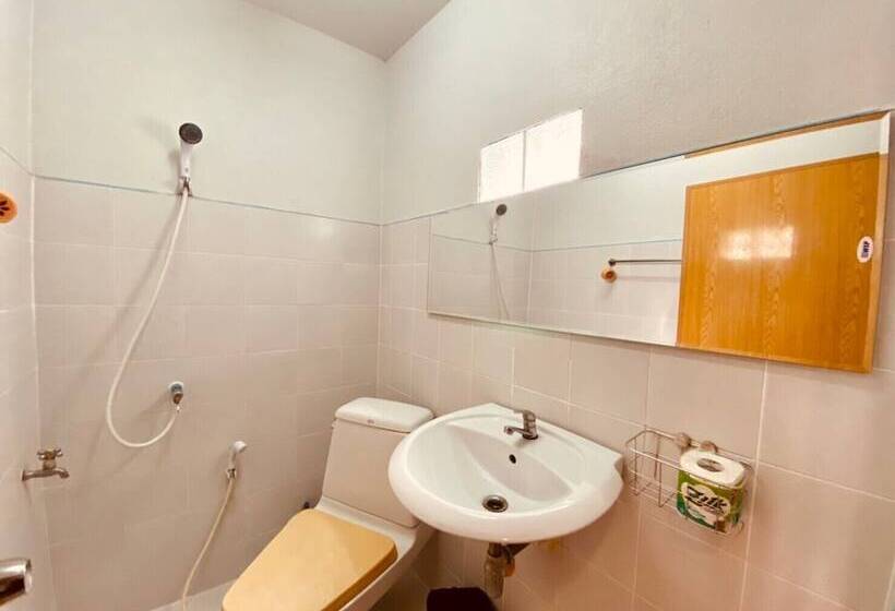 Номер Стандарт, Lipe Banyan Apartments