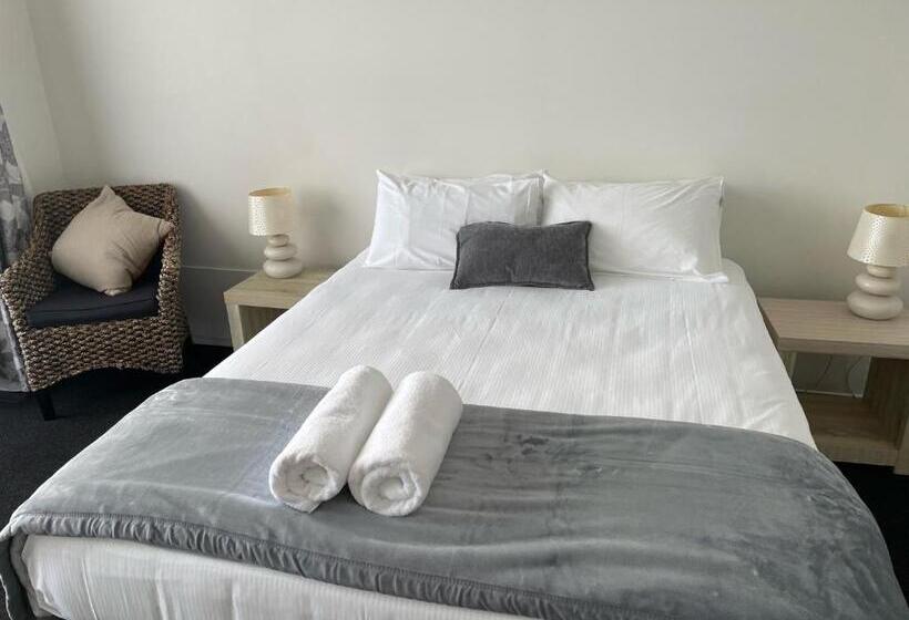Номер Стандарт Вид на Море, Carters By The Sea Beachside Studio Apartments